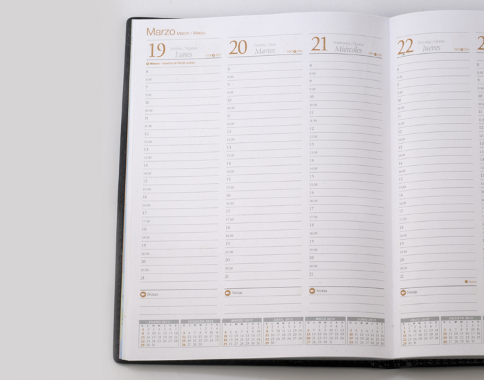 AGENDA REMEMBER SEMANAL HARD COVER 1471 17 X 23 CM.