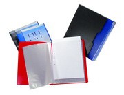 CARPETA PLASTICA A4 CON 20 FUNDAS